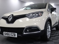 Renault Captur DYNAMIQUE NAV TCE 28