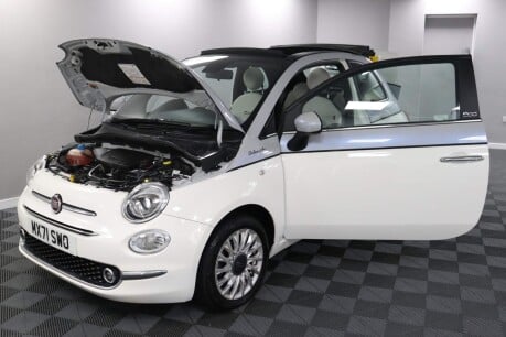 Fiat 500 C DOLCEVITA MHEV 16