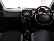 Toyota Aygo VVT-I X-PLORE 38