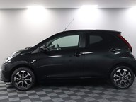 Toyota Aygo VVT-I X-PLORE 18