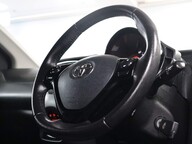 Toyota Aygo VVT-I X-PLORE 12