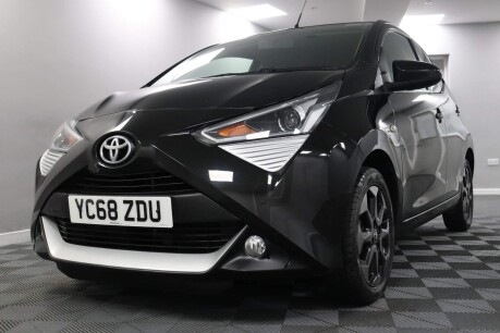 Toyota Aygo VVT-I X-PLORE 28