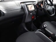 Toyota Aygo VVT-I X-PLORE 34