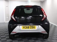 Toyota Aygo VVT-I X-PLORE 7