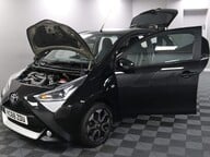 Toyota Aygo VVT-I X-PLORE 15