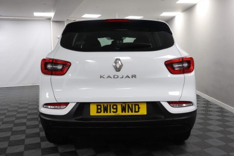 Renault Kadjar ICONIC TCE 8