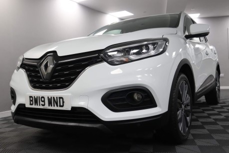 Renault Kadjar ICONIC TCE 28