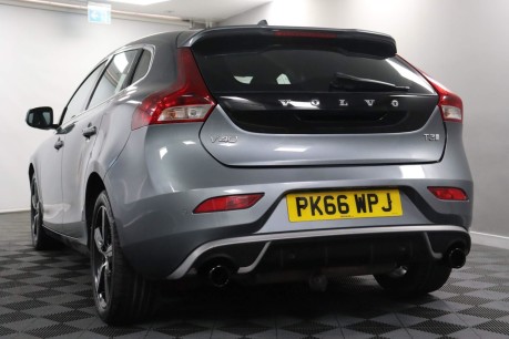 Volvo V40 T3 R-DESIGN NAV PLUS 29