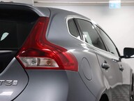 Volvo V40 T3 R-DESIGN NAV PLUS 23