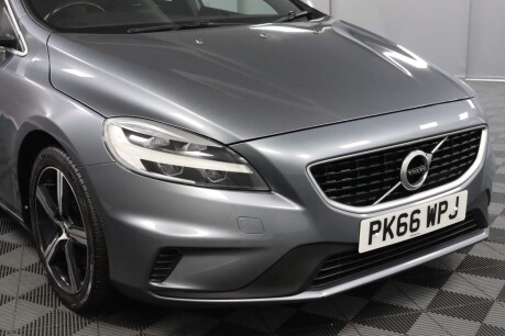 Volvo V40 T3 R-DESIGN NAV PLUS 26