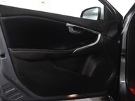 Volvo V40 T3 R-DESIGN NAV PLUS 42