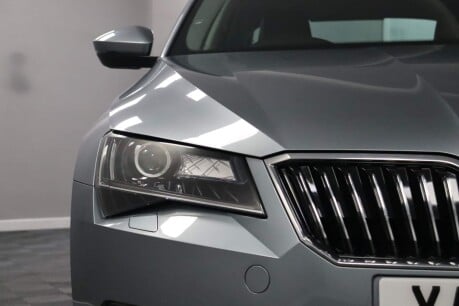 Skoda Superb SE L EXECUTIVE TSI 24