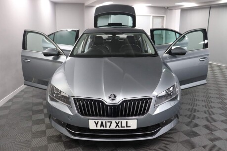 Skoda Superb SE L EXECUTIVE TSI 6