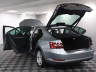 Skoda Superb SE L EXECUTIVE TSI 19