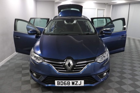 Renault Megane ICONIC DCI 7