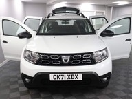 Dacia Duster ESSENTIAL TCE 7