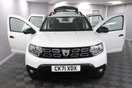 Dacia Duster ESSENTIAL TCE 7