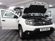 Dacia Duster ESSENTIAL TCE 15