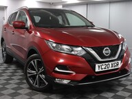 Nissan Qashqai 1.3 DIG-T N-Connecta Euro 6 (s/s) 5dr 19