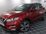 Nissan Qashqai 1.3 DIG-T N-Connecta Euro 6 (s/s) 5dr 20