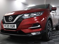 Nissan Qashqai 1.3 DIG-T N-Connecta Euro 6 (s/s) 5dr 28