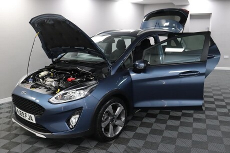 Ford Fiesta ACTIVE 1 16