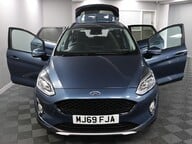 Ford Fiesta ACTIVE 1 6