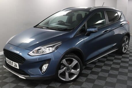 Ford Fiesta ACTIVE 1 19