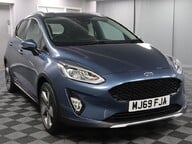 Ford Fiesta ACTIVE 1 29