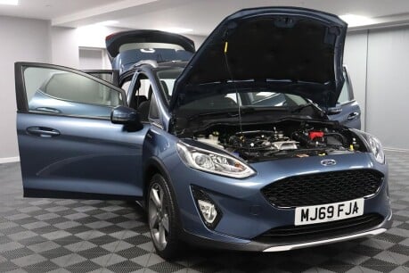 Ford Fiesta ACTIVE 1 14