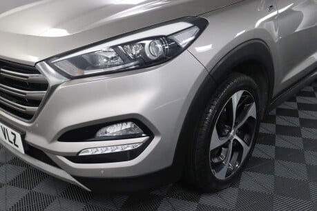 Hyundai TUCSON CRDI SPORT EDITION 31