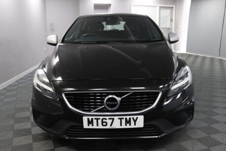 Volvo V40 T2 R-DESIGN NAV PLUS 2