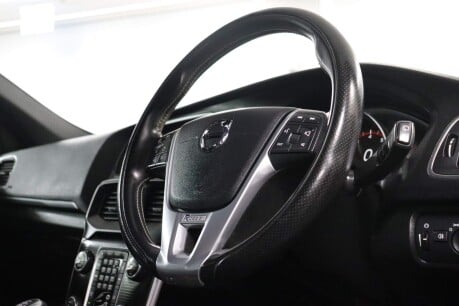 Volvo V40 T2 R-DESIGN NAV PLUS 12