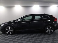 Volvo V40 T2 R-DESIGN NAV PLUS 18