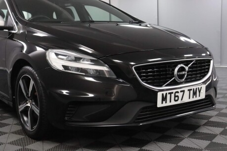 Volvo V40 T2 R-DESIGN NAV PLUS 24