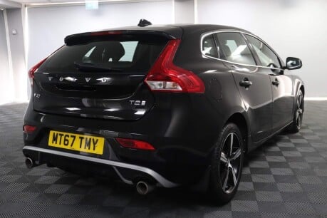 Volvo V40 T2 R-DESIGN NAV PLUS 11