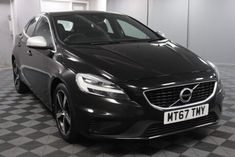 Volvo V40 T2 R-DESIGN NAV PLUS 30