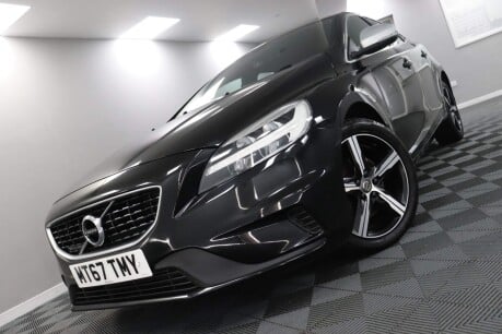 Volvo V40 T2 R-DESIGN NAV PLUS 32