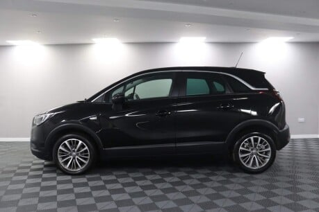 Vauxhall Crossland X SRI NAV 18