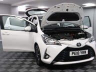 Toyota Yaris VVT-I ICON TECH 14