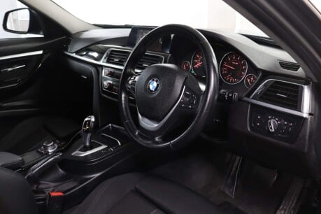 BMW 3 Series 320I XDRIVE SPORT TOURING 3