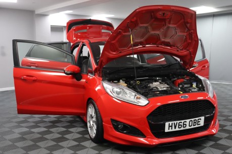 Ford Fiesta ST-LINE 15