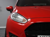 Ford Fiesta ST-LINE 25