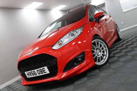 Ford Fiesta ST-LINE 32