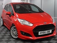 Ford Fiesta ST-LINE 19