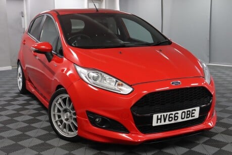 Ford Fiesta ST-LINE 19