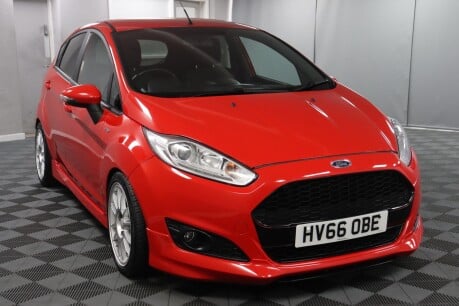 Ford Fiesta ST-LINE 30