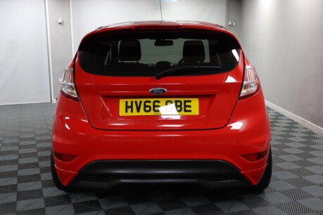 Ford Fiesta ST-LINE 7