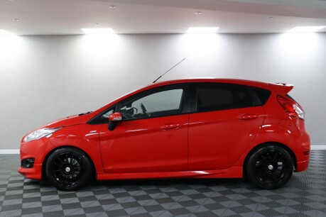 Ford Fiesta ST-LINE 17