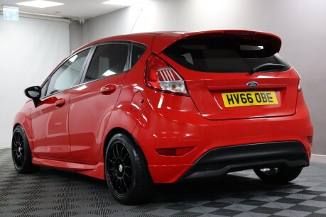 Ford Fiesta ST-LINE 21